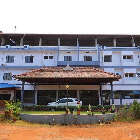 فندق Kukuresidency Wadakkanchery المظهر الخارجي الصورة