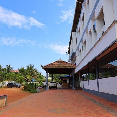 فندق Kukuresidency Wadakkanchery المظهر الخارجي الصورة